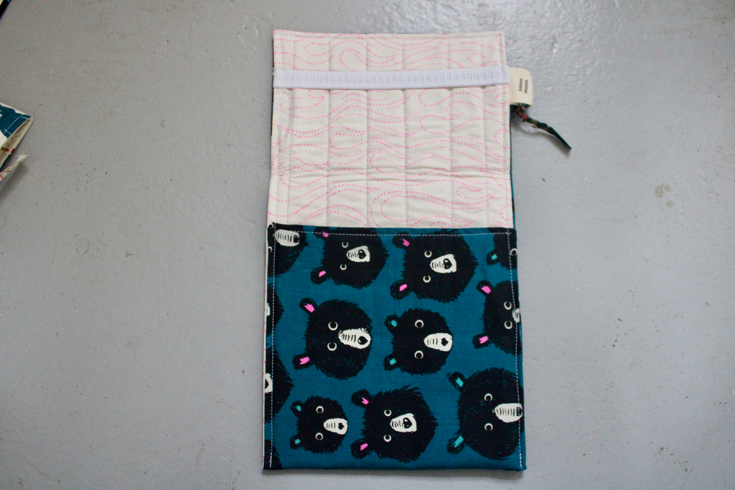 2nd Edition Reversible E-reader Sleeve