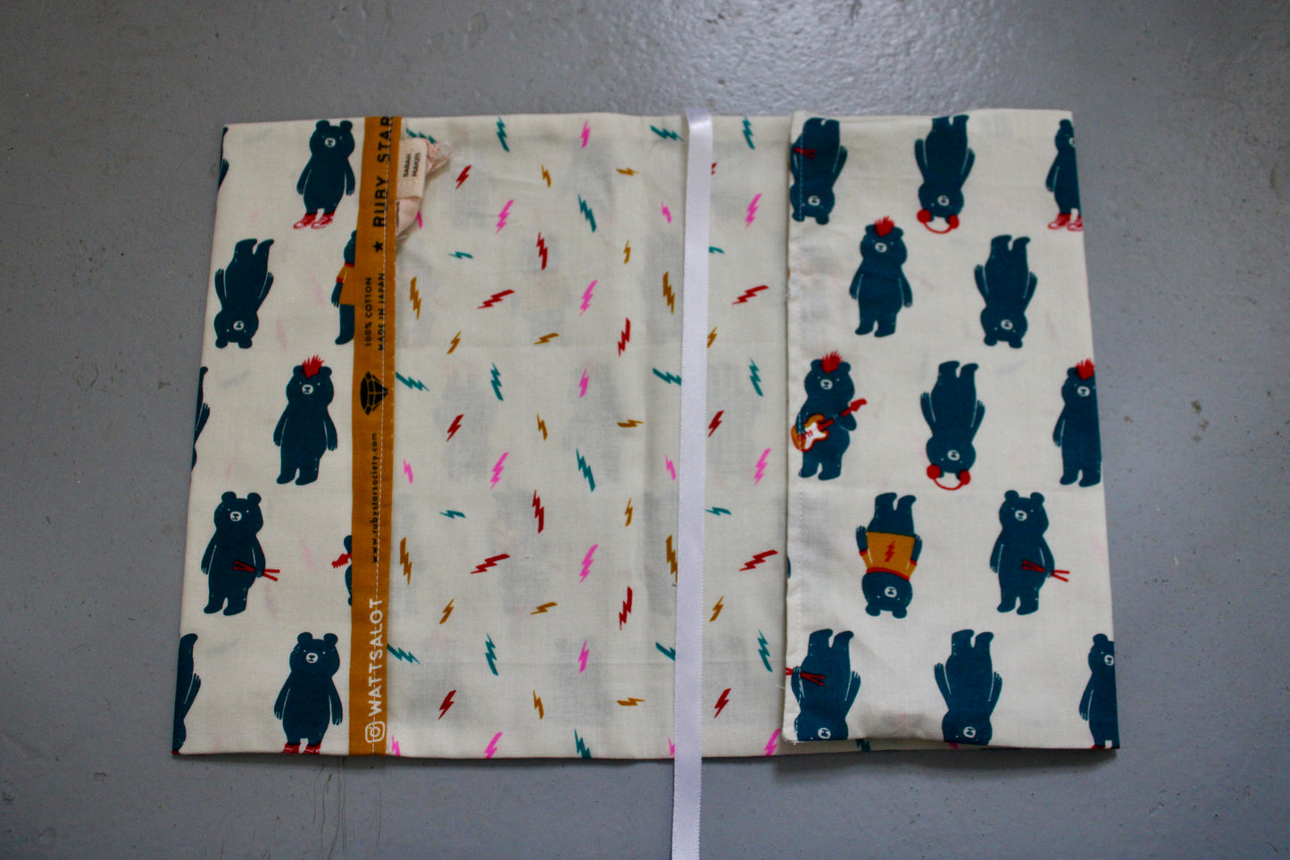 Independent Editions Adjustable Fabric Book Cover - Large
