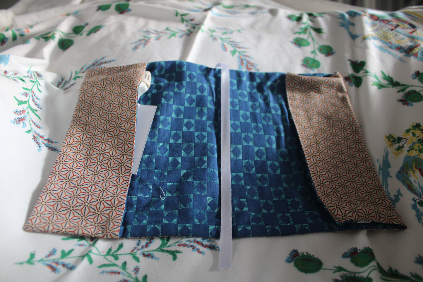 Independent Edition Adjustable Fabric Book Cover - Medium
