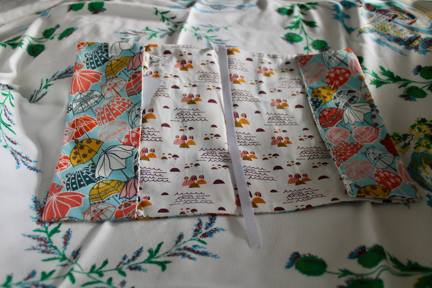 Independent Edition Adjustable Fabric Book Cover - Medium